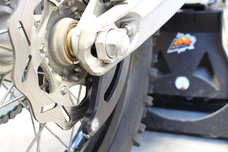 מגן דיסק אחורי AXP racing KTM